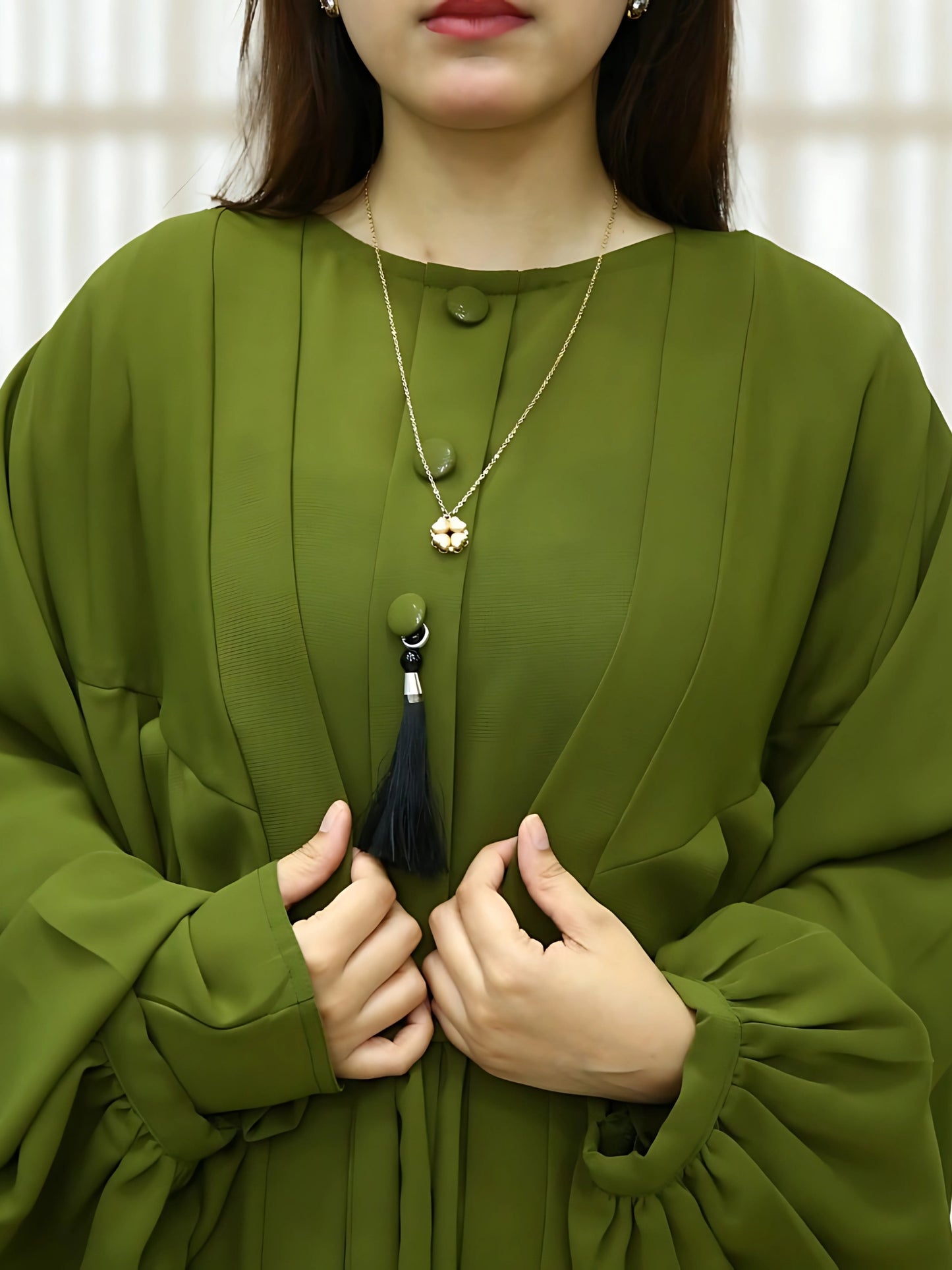 Designer WARDA Abaya Pakistan – chic abaya with chunat sleeves and buttons