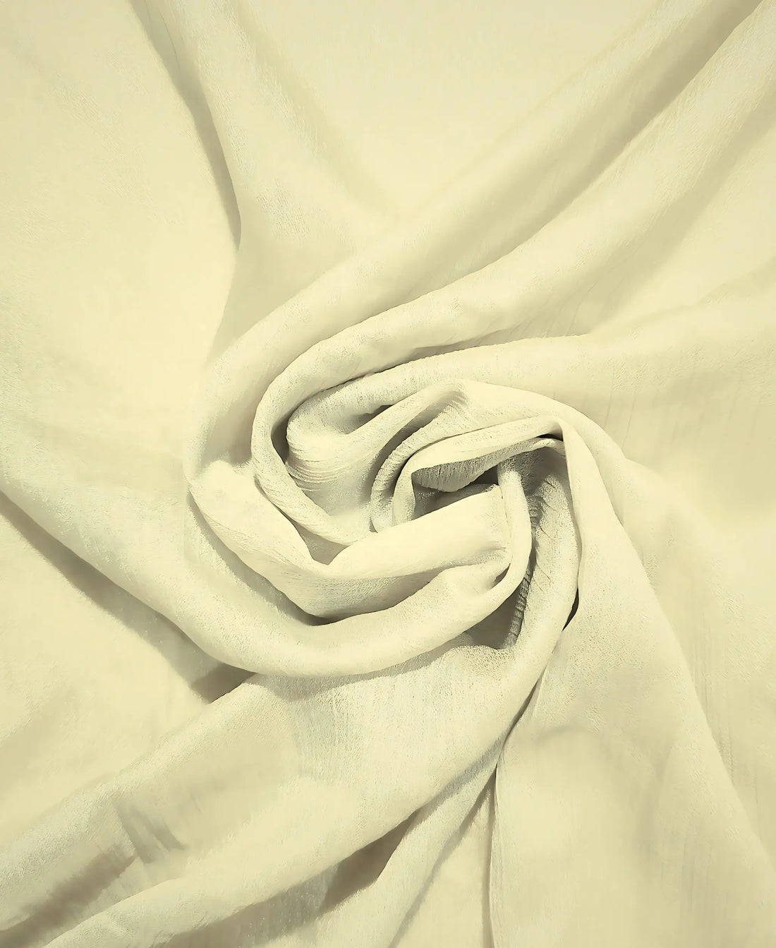 The Silk Crinkle Hijab is a refined essential that blends luxury, comfort, and versatility.