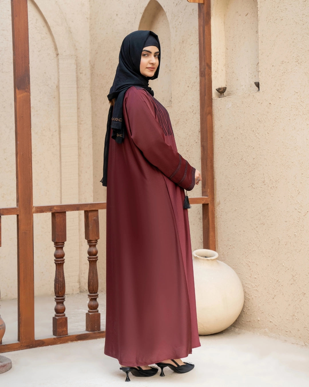 NAILA - Premium Nida Abaya
