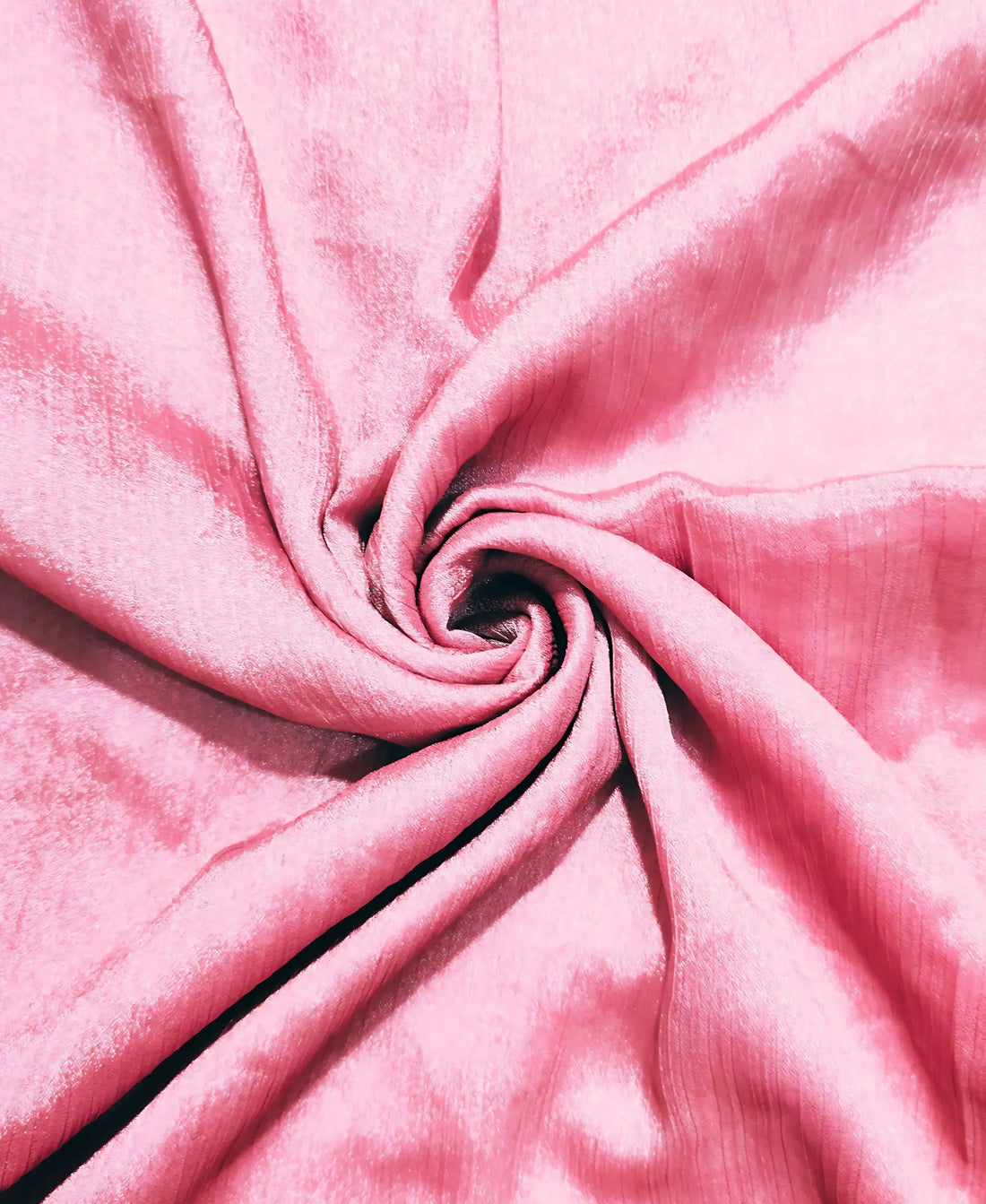 The Silk Crinkle Hijab is a refined essential that blends luxury, comfort, and versatility.